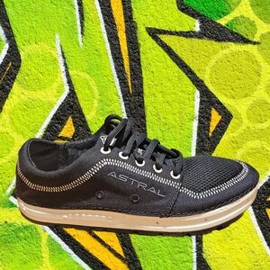 Astr Black and Cream Men's Boat Shoes